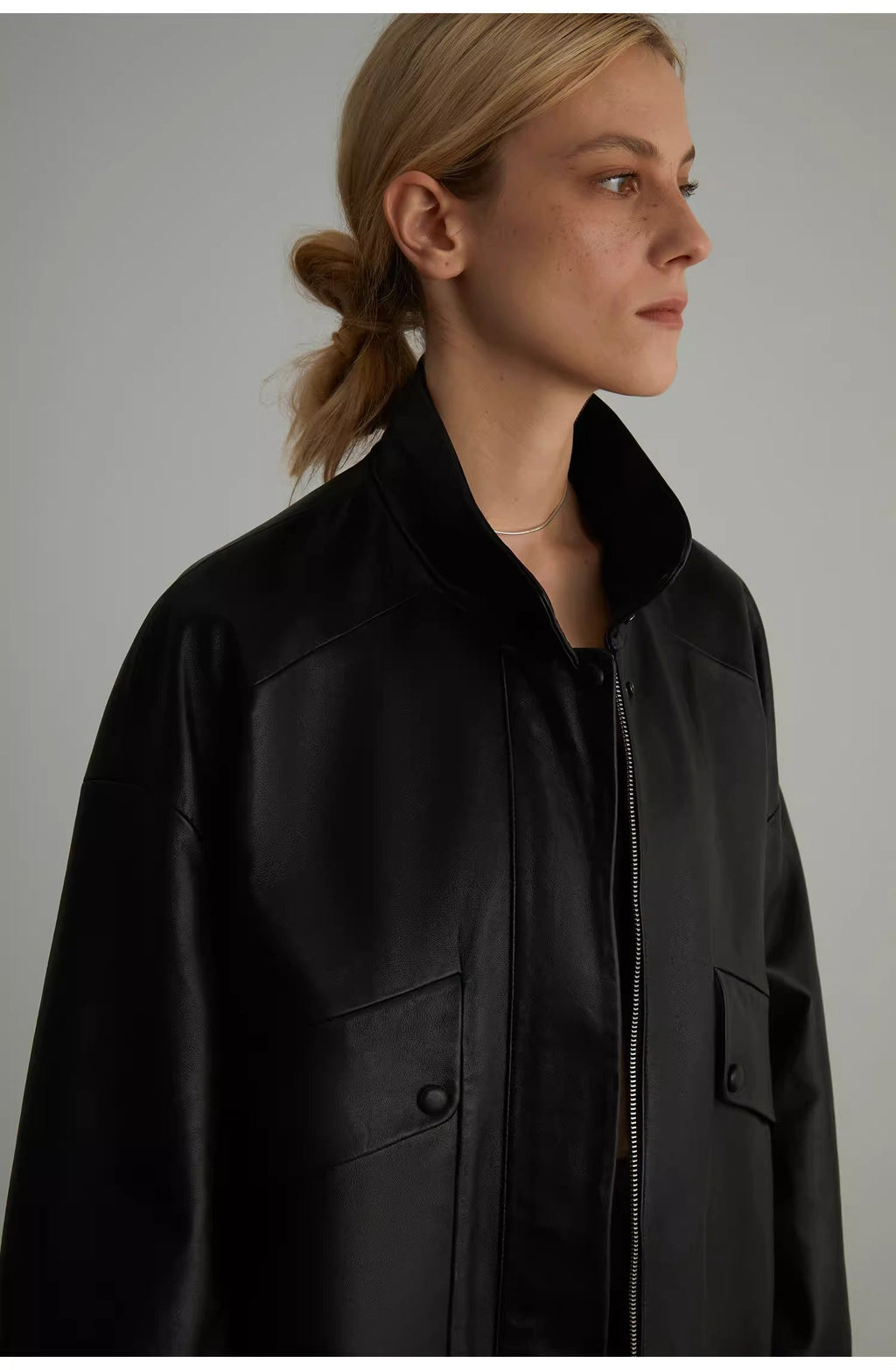 Women's Genuine Sheep Leather Motorcycle Short Jacket "Loveless Muse"