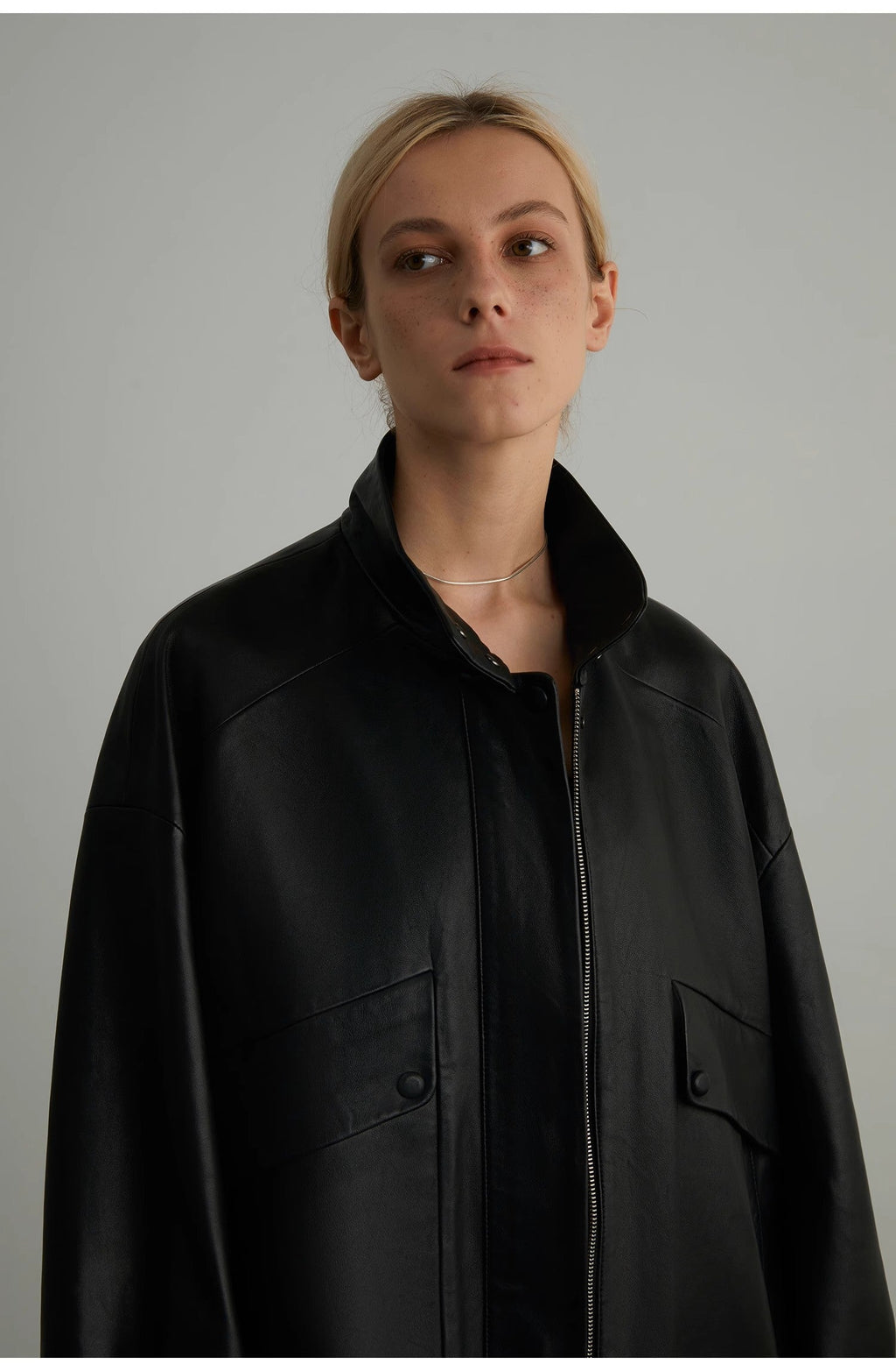 Women's Genuine Sheep Leather Motorcycle Short Jacket "Loveless Muse"