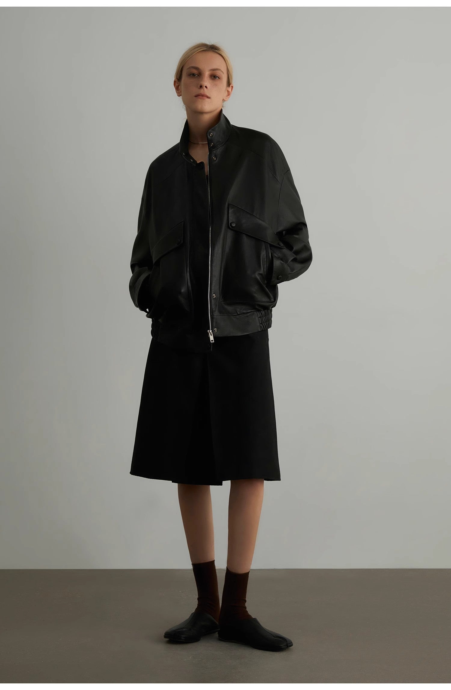 Women's Genuine Sheep Leather Motorcycle Short Jacket "Loveless Muse"